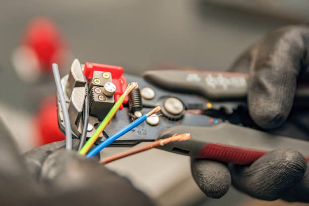Best Emergency Electrician Near Me  in Las Quintas Fronterizas, TX